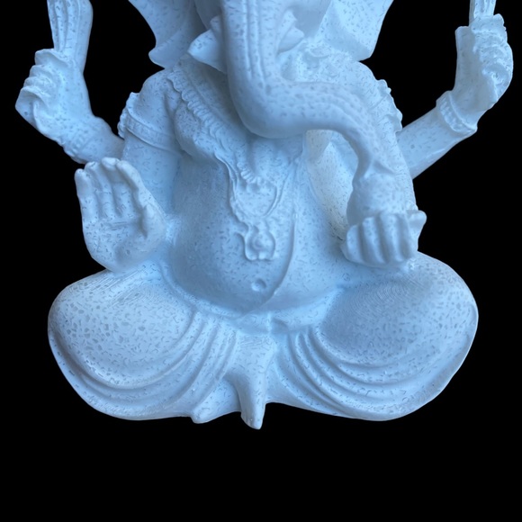 FOUR ARMED SEATED GANESH SCULPTURE - Picture 4 of 8